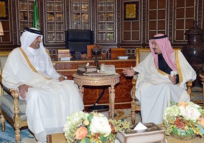 الأمير سلمان بن عبدالعزيز و الشيخ تميم بن حمد